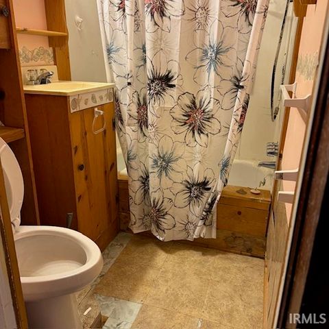 2600 S Dexter Avenue, Evansville, IN 47714