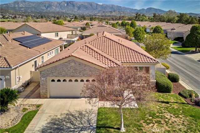 1764 Muirfield, Beaumont, CA 92223