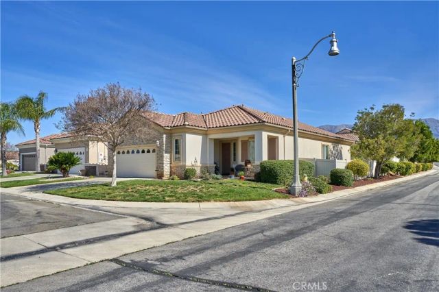 1764 Muirfield, Beaumont, CA 92223