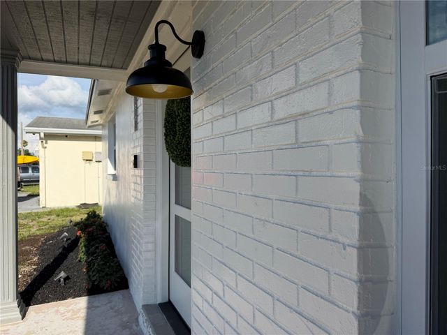 7220 FOX HOLLOW DRIVE, Port Richey, FL 34668