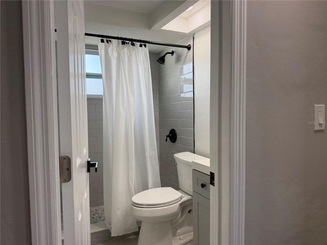 7220 FOX HOLLOW DRIVE, Port Richey, FL 34668