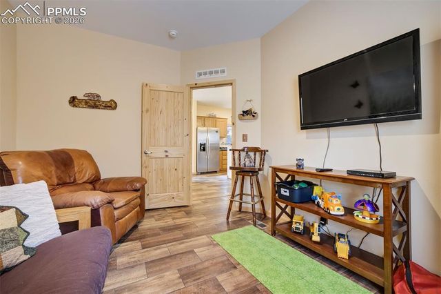 858 Fossil Creek Road, Florissant, CO 80816