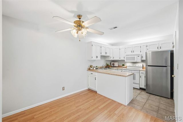 1008 King Drive 2D, St Charles, MO 63303
