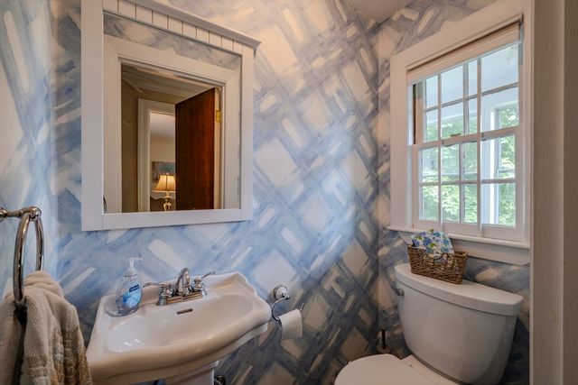 8 Carlson Circle, Boston, MA 02132