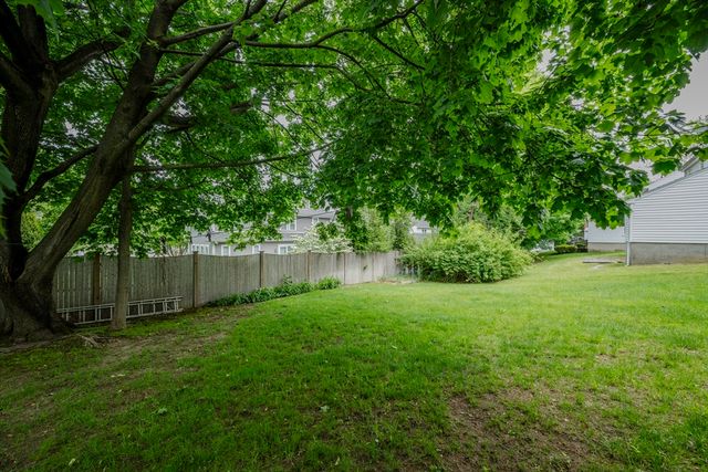 8 Carlson Circle, Boston, MA 02132