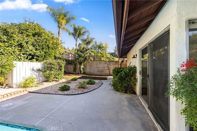 3950 Daguerre, Calabasas, CA 91302