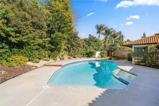 3950 Daguerre, Calabasas, CA 91302