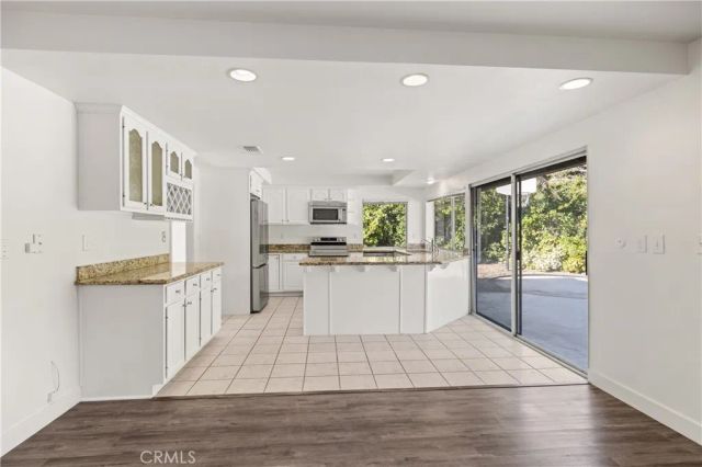 3950 Daguerre, Calabasas, CA 91302
