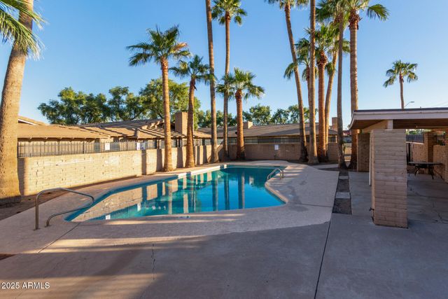 2725 S RURAL Road 8, Tempe, AZ 85282