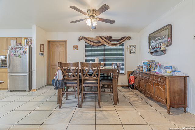 5883 Branch Valley St, San Antonio, TX 78242