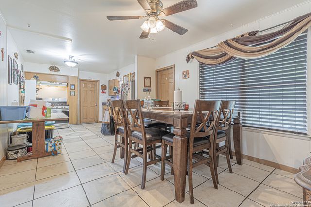 5883 Branch Valley St, San Antonio, TX 78242
