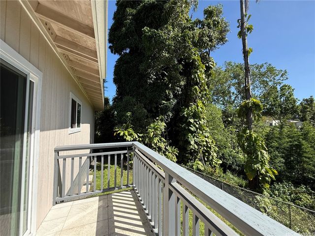 2001 California Avenue A, Wahiawa, HI 96786