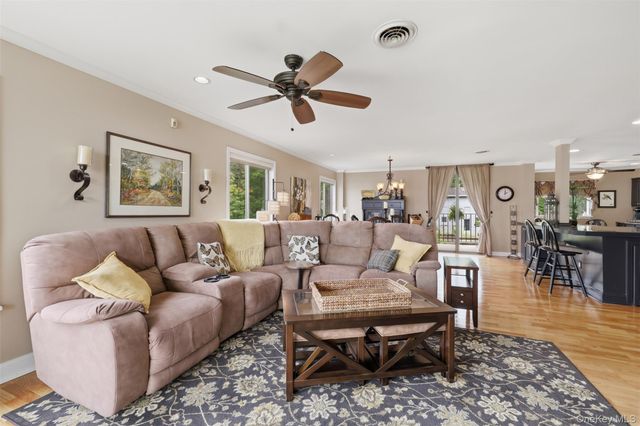 2 Park Place C3E, Newburgh, NY 12550