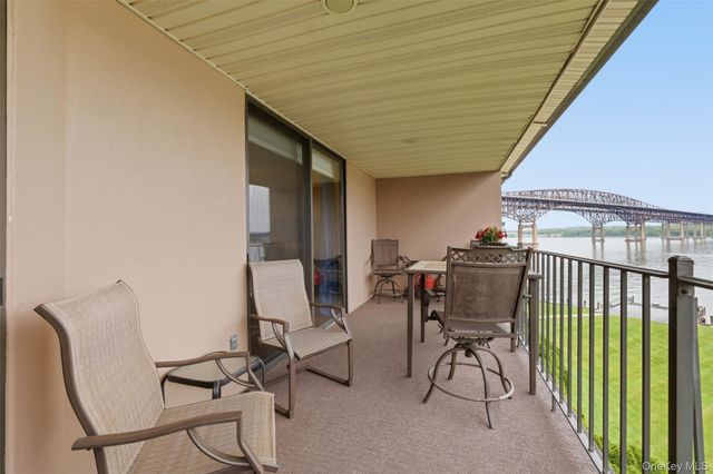 2 Park Place C3E, Newburgh, NY 12550