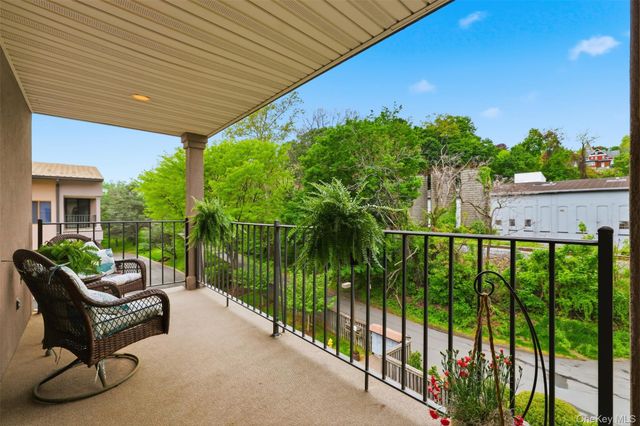 2 Park Place C3E, Newburgh, NY 12550