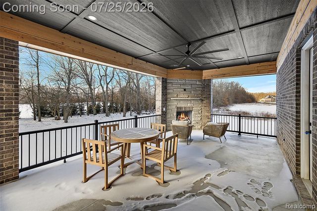 1597 Vista Drive, Oakland, MI 48363