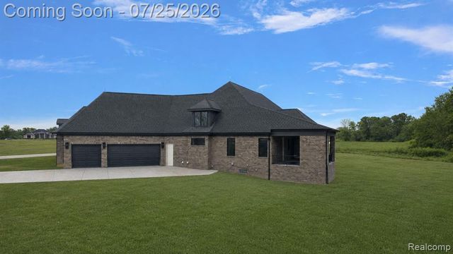 1597 Vista Drive, Oakland, MI 48363