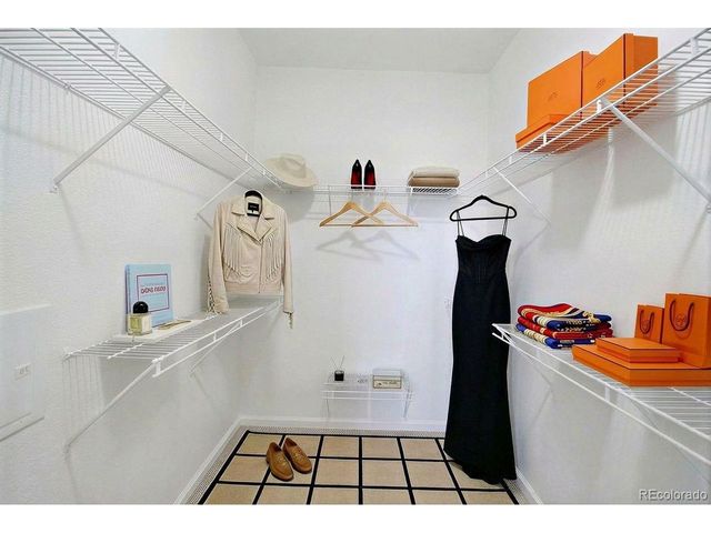 7440 S Blackhawk St 11-204, Englewood, CO 80112