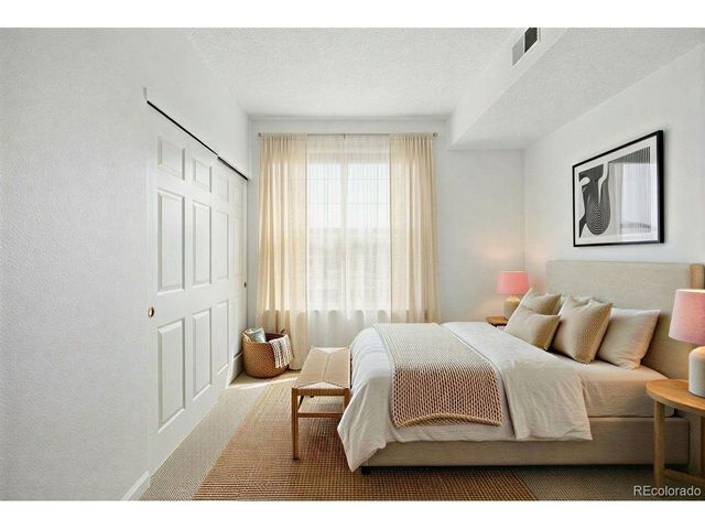 7440 S Blackhawk St 11-204, Englewood, CO 80112