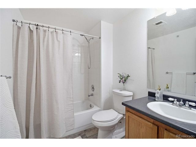 7440 S Blackhawk St 11-204, Englewood, CO 80112