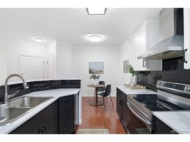 7440 S Blackhawk St 11-204, Englewood, CO 80112