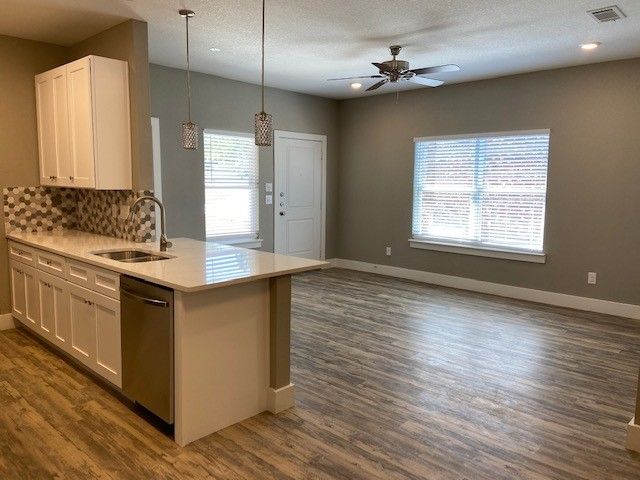 8006 Doreen Avenue, Fort Worth, TX 76116