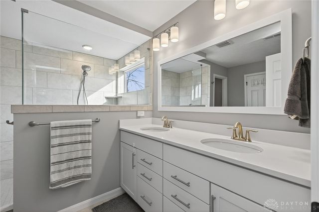 10152 Gully Pass Drive, Washington Twp, OH 45458