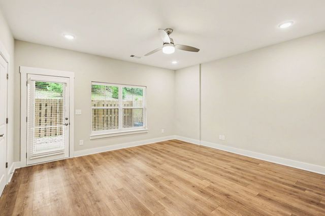 243 Stonecrest Cir, Nashville, TN 37209