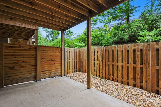 243 Stonecrest Cir, Nashville, TN 37209