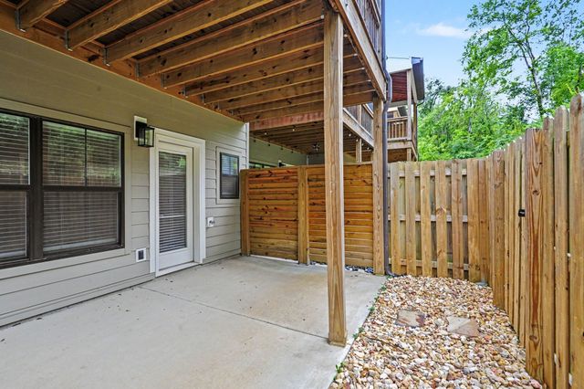243 Stonecrest Cir, Nashville, TN 37209