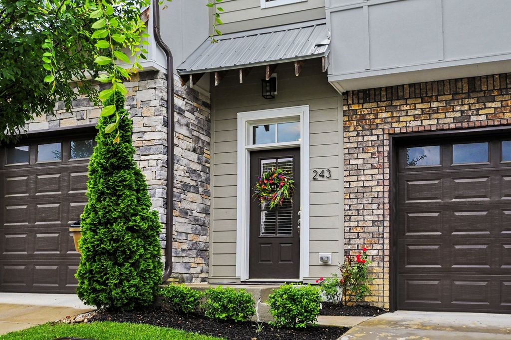 243 Stonecrest Cir, Nashville, TN 37209