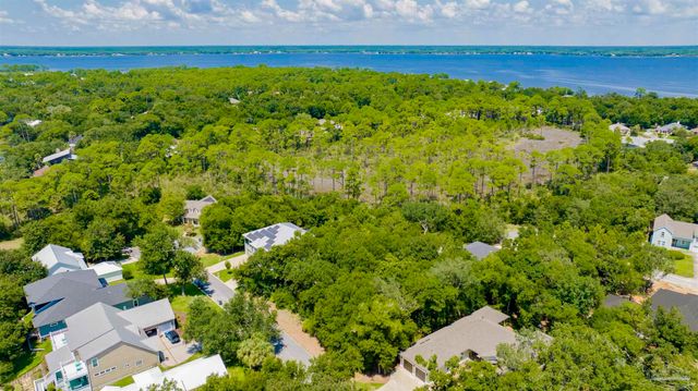 16278 Narwhal Dr, Pensacola, FL 32507