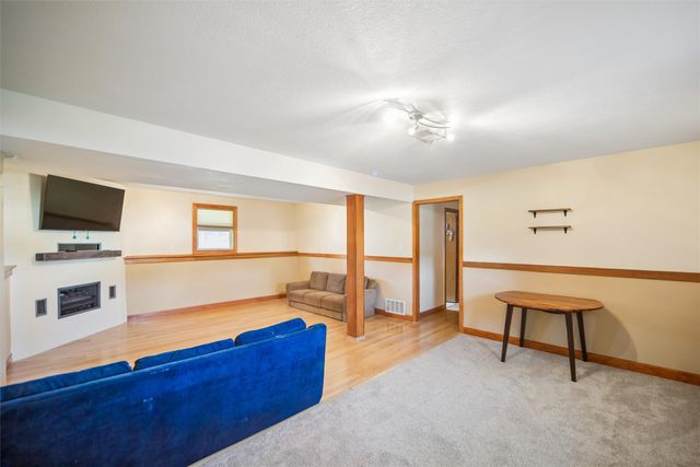3821 SE 15th Court, Des Moines, IA 50320