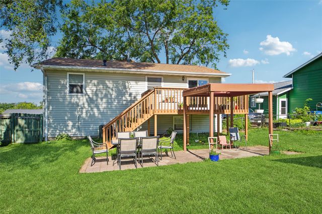 3821 SE 15th Court, Des Moines, IA 50320