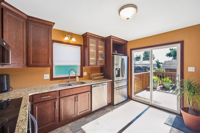 3821 SE 15th Court, Des Moines, IA 50320