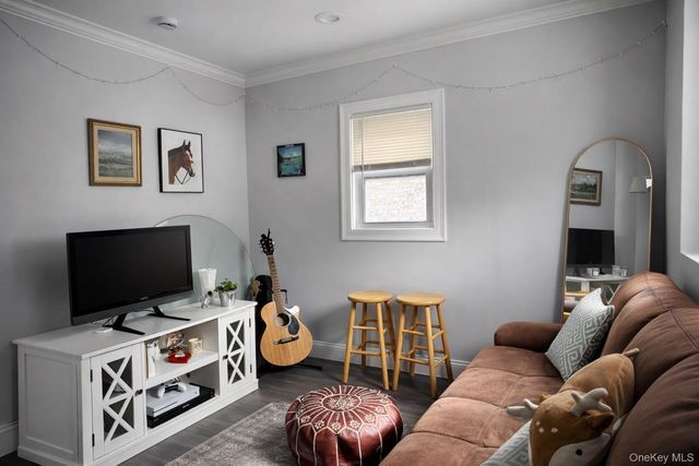 118 Forest Avenue, Glen Cove, NY 11542