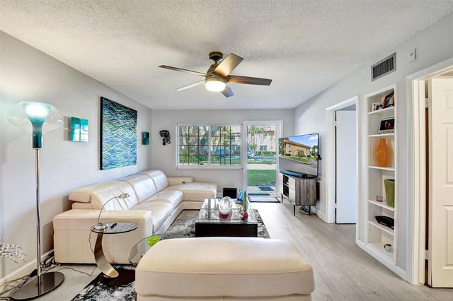 1930 NE 2nd Ave 102L, Wilton Manors, FL 33305