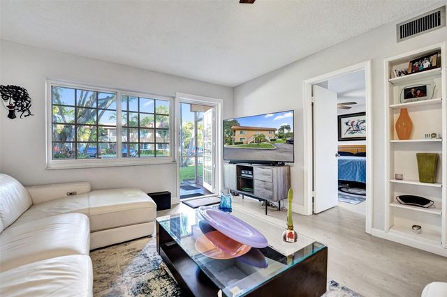 1930 NE 2nd Ave 102L, Wilton Manors, FL 33305