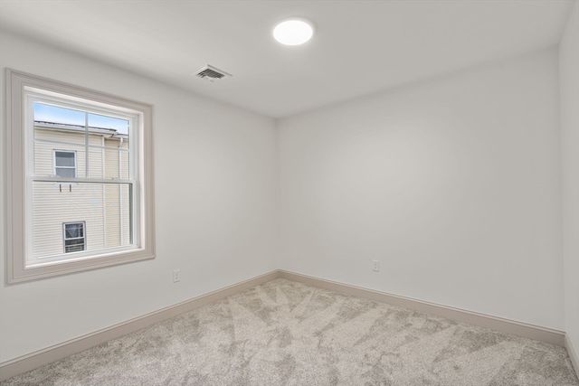 2 Lodi St B, Worcester, MA 01608