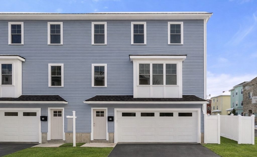 2 Lodi St B, Worcester, MA 01608