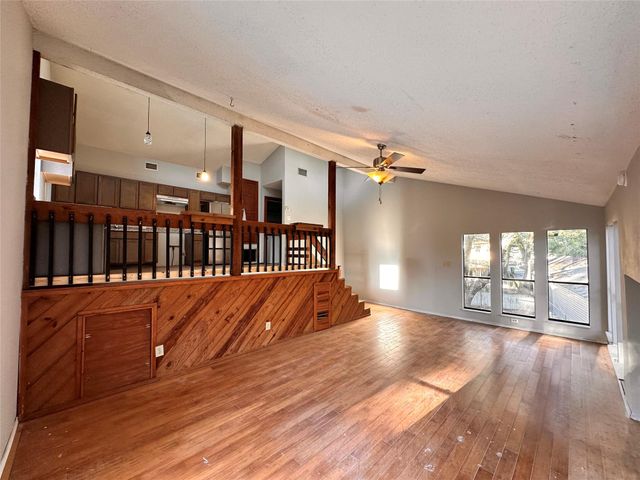 3211 Keller Street, Bacliff, TX 77518