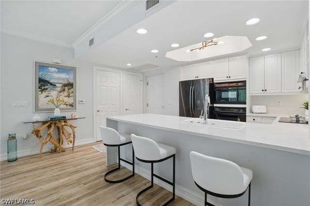 2728 Tiburon BLVD E A-104, Naples, FL 34109