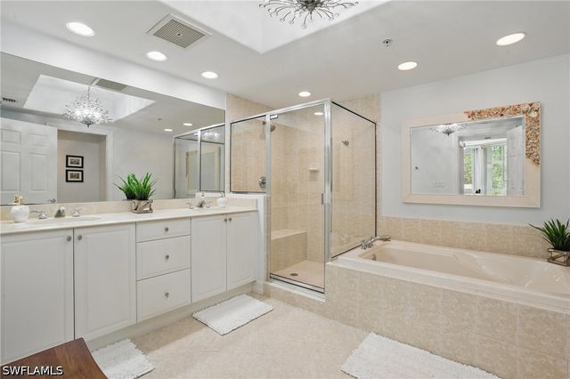 2728 Tiburon BLVD E A-104, Naples, FL 34109
