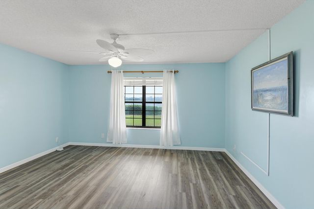 3100 SE Pruitt Road H-104, Port St. Lucie, FL 34952