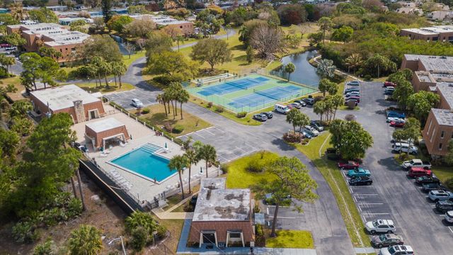 3100 SE Pruitt Road H-104, Port St. Lucie, FL 34952