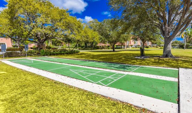 3100 SE Pruitt Road H-104, Port St. Lucie, FL 34952