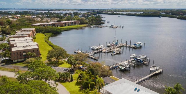 3100 SE Pruitt Road H-104, Port St. Lucie, FL 34952