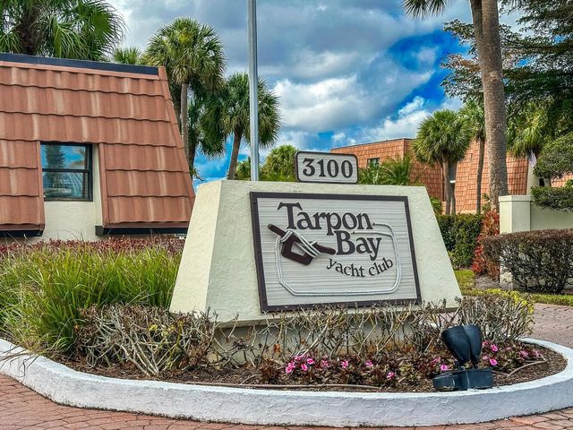 3100 SE Pruitt Road H-104, Port St. Lucie, FL 34952