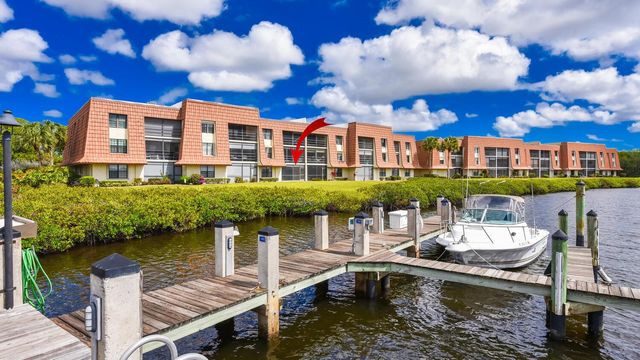 3100 SE Pruitt Road H-104, Port St. Lucie, FL 34952