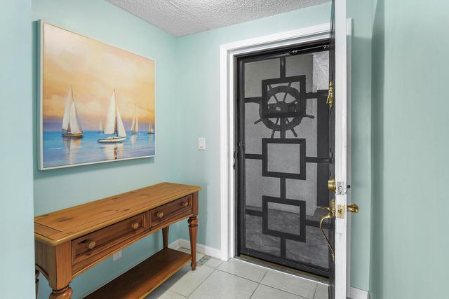 3100 SE Pruitt Road H-104, Port St. Lucie, FL 34952